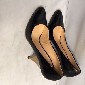 GIUESEPPE ZANOTTI  BLACK PATENT LEATHER  SCULPTED WOODEN HEELS PUMP SIZE 7